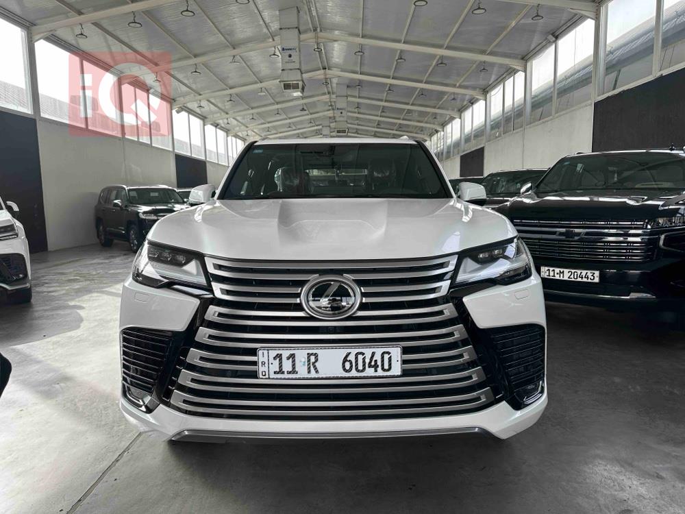 Lexus LX